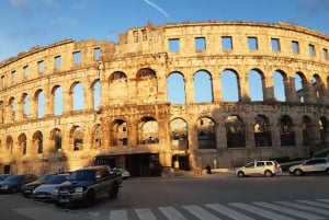 Pula: Visita guiada a pie por los lugares históricos