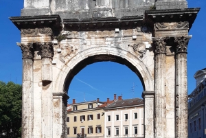 Pula: Visita guiada a pie por los lugares históricos