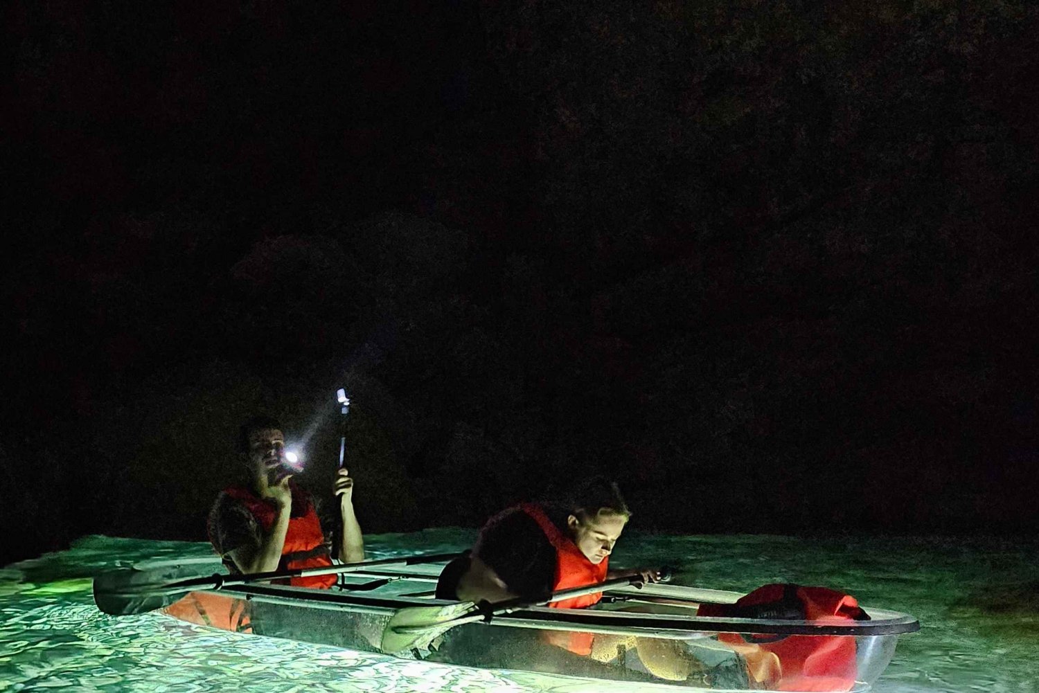 Pula: Istria Sea Canyon Illuminated Kayak Tour by Night