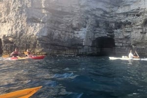 Pula: Kajakki Tour-Cliff hyppääminen, snorklaus & ilmainen GoPro kuvia