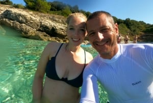 プーラ:カヤックツアー-クリフジャンピング、シュノーケリング、GoPro写真無料プレゼント