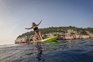 Pula: Sea Cave Kayaking and Snorkeling Tour with Wetsuit