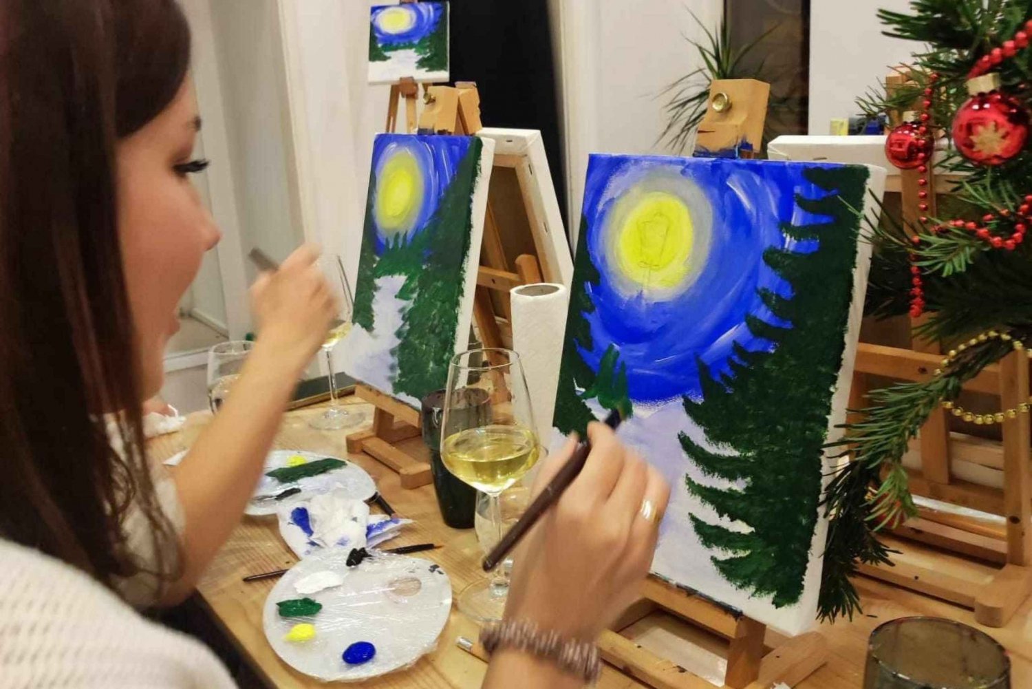 Pula: Paint & Wine Experience