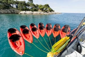 Pula: Aventura en el mar: barco, kayak, snorkel y saltos desde acantilados