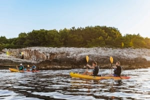 Pula: Snorkeling, Swimming and Kayak Tour with Blue Cave