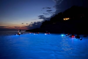 Pola: Tour serale e notturno in kayak trasparente illuminato