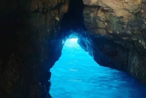 Punat-Krk, cruzeiro e mergulho na Praia Dourada e na Caverna Azul.