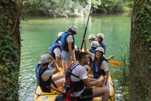 Au départ de Split ou d'Omiš : Rafting, saut de falaise et exploration de grottes