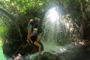 Fra Split eller Omiš: Rafting, klippespring og huleudforskning