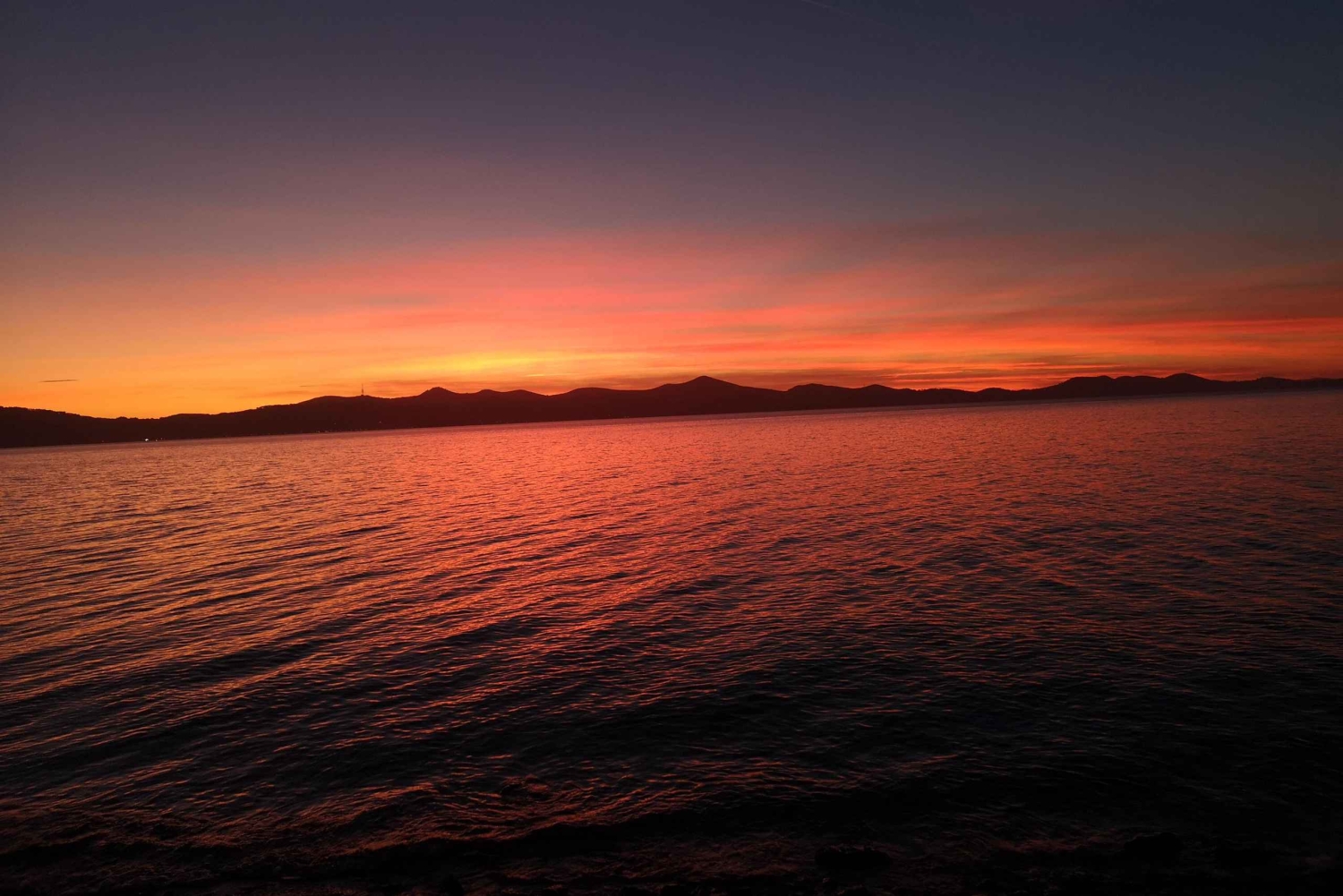 Romántica excursión al atardecer por Zadar con bebidas incluidas.