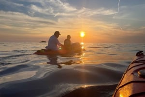 Ровинь: BUBA-KAYAK TOURS, сноркелинг, прыжки с утеса и напитки