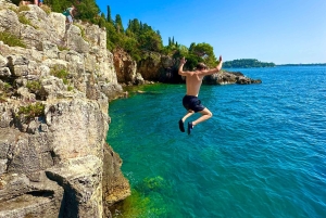 Rovinj: BUBA KAYAK TOURS: snorkelen, springen, gratis drankjes en foto's