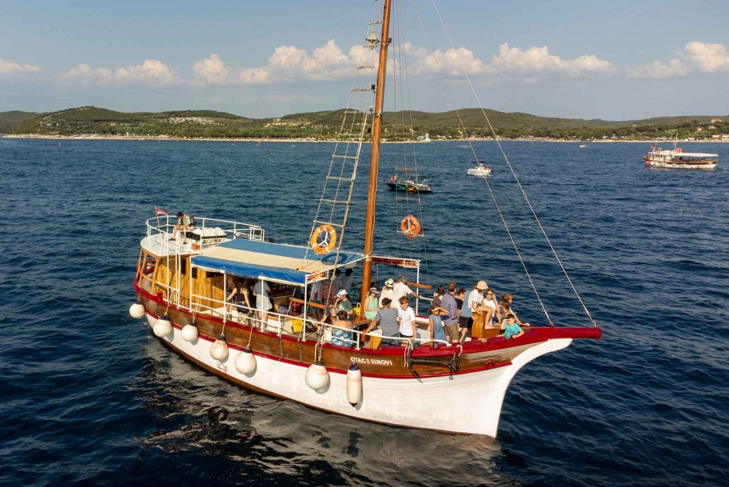 Rovinj: Sunset Lim Fjord Tour with BBQ, Swimming & Dolphins