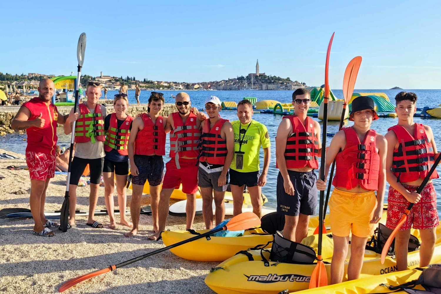 Sport acquatici Rovigno - Tour in kayak, snorkeling, drink gratuito e foto
