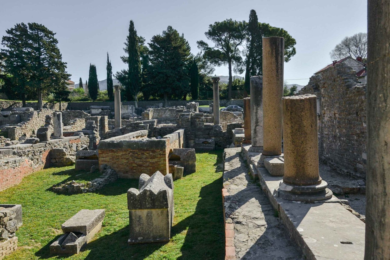 Музей Салоны под открытым небом - частная экскурсия с гидом, включая билеты.