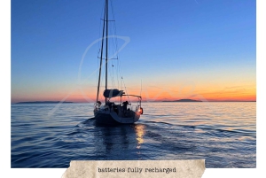 Šibenik: Privat dagstur med seiling og valgfri lunsj