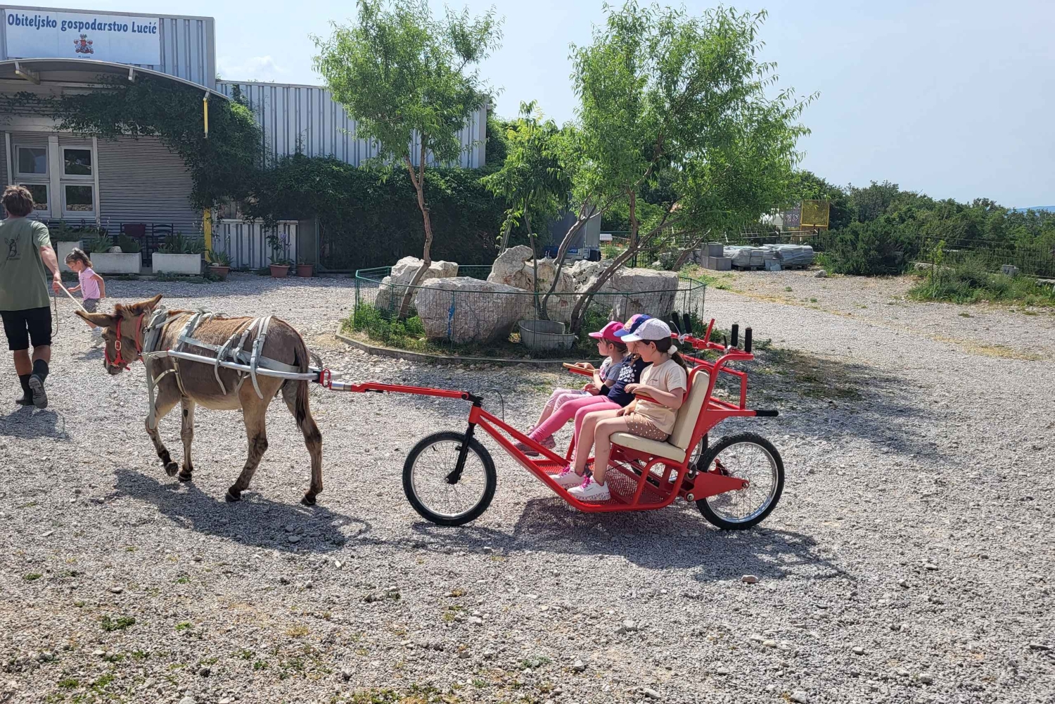 Šmrika (nära Rijeka/Krk/Crikvenica) Åsnefarm Familjekul