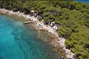 Speedboat to 3 islands: Hvar, Brač, Zečevo with watersports