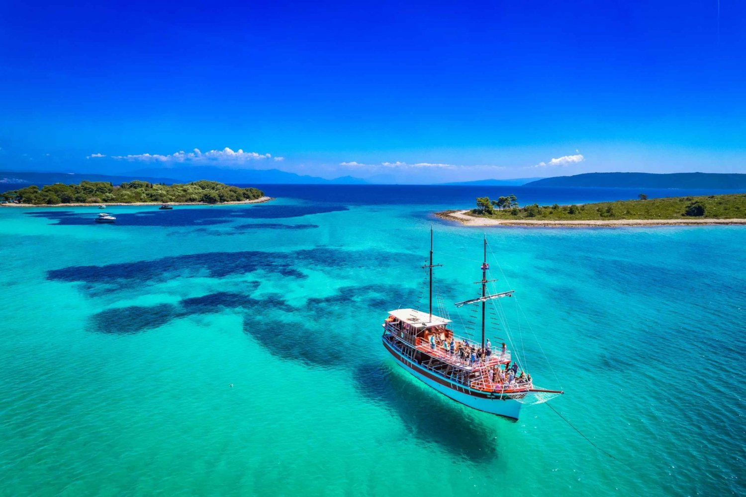 Split: 3 eilanden en Blue Lagoon cruise met lunch en drankjes