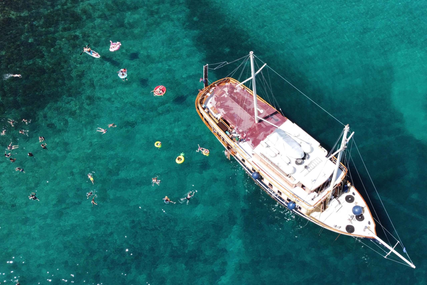 Spalato: Crociera balneare all inclusive sull'isola di Brač e Šolta