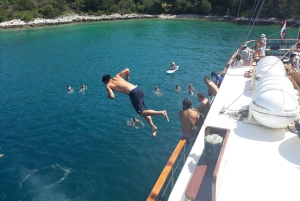 Spalato: Crociera balneare all inclusive sull'isola di Brač e Šolta