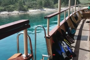 Spalato: Crociera balneare all inclusive sull'isola di Brač e Šolta