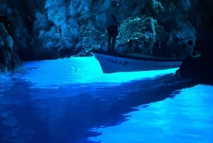 Split : Visite d'une jounée des 5 îles de la Grotte Bleue avec Hvar et Vis