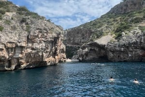 Split : Visite d'une jounée des 5 îles de la Grotte Bleue avec Hvar et Vis