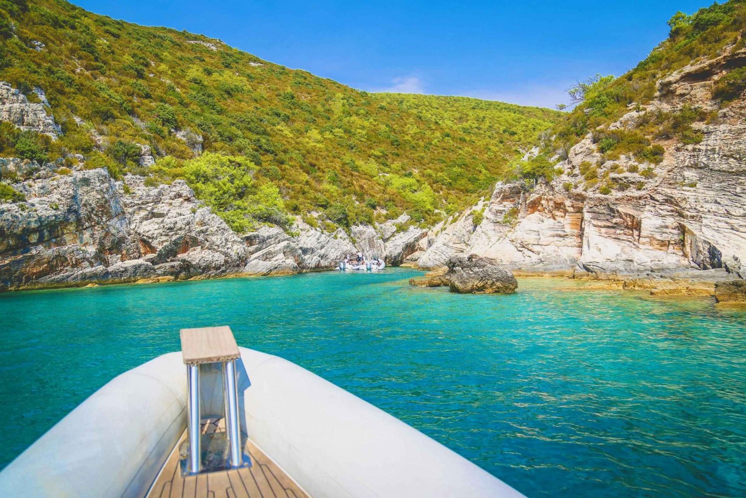 Split : Excursion dans les 5 îles de la Grotte Bleue avec billet d'entrée à la Grotte Bleue