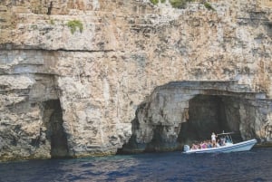 Split: Wycieczka na 5 wysp z biletem wstępu do jaskini Blue Cave