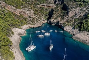 Split: Blaue Höhle und 5 Inseln Tour