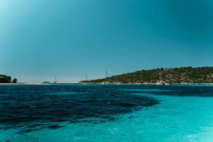 Split: Blue Lagoon & 3 Islands Small-group Speedboat Tour