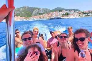 Split: Blue Lagoon & 3 Islands Speedboat Tour – Liten gruppe