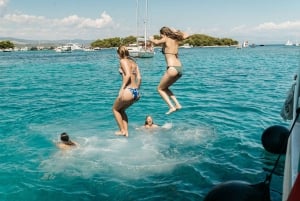 Split: Blue Lagoon and 3 Island Cruise with Food and Drinks