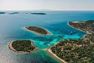 Split: Excursión en lancha rápida por la Laguna Azul y las 3 Islas