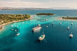 Spalato: Tour in motoscafo della Laguna Blu e delle 3 isole