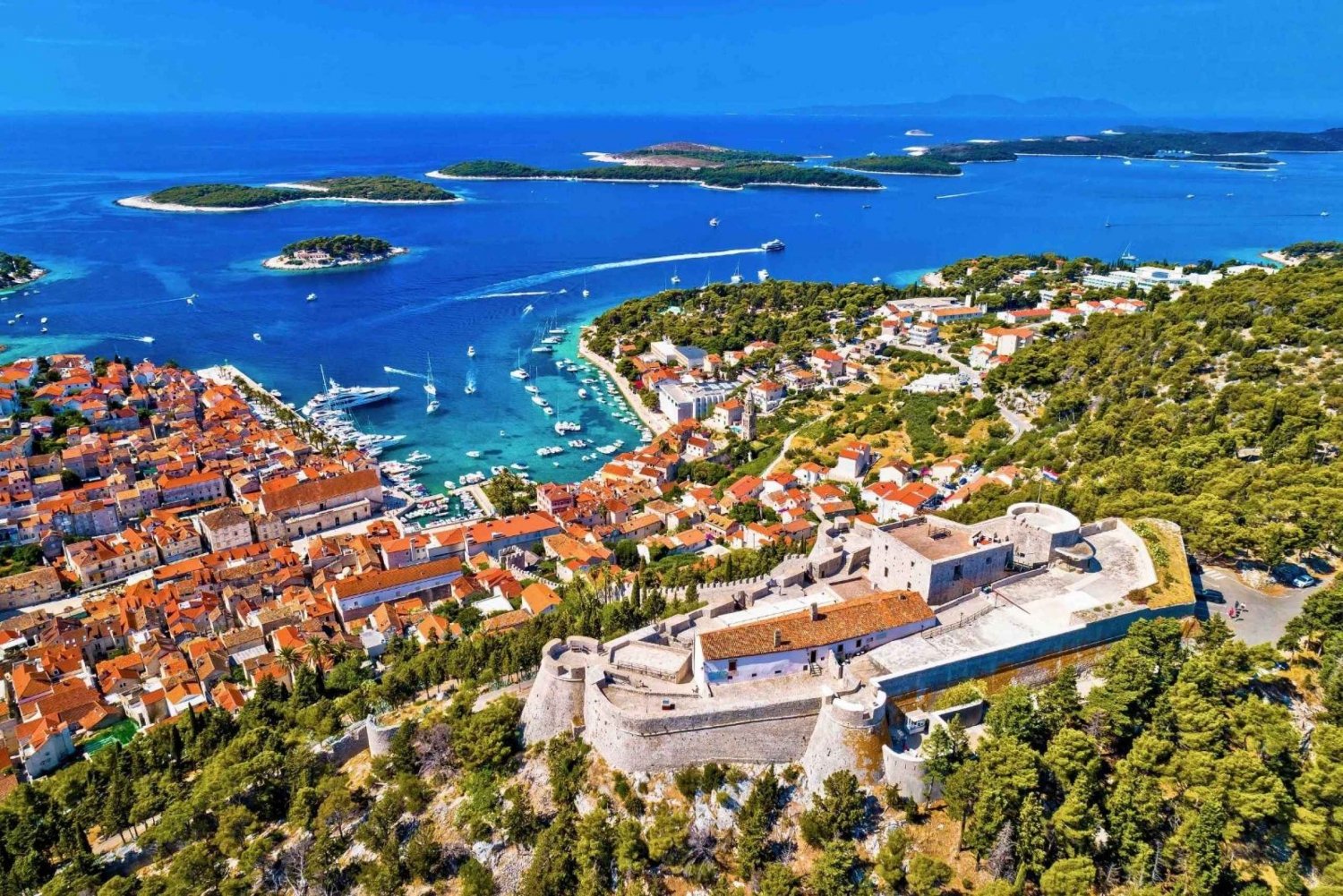 Split: Blå lagunen, Hvar & 5 öar Small Group med lunch