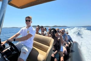 Split: Laguna Azul, Hvar y tour en barco por 6 islas en grupo reducido