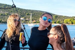 Split: Blue Lagoon Piratbåtcruise med lunsj og drikke