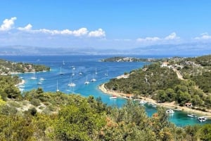 Split: Blå lagune, skibsvrag og Trogir-krydstogt med frokost
