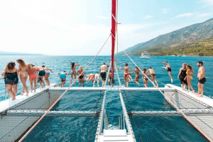 Split: Blue Lagoon & Trogir Boat Tour with Lunch and Drinks