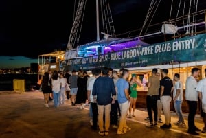 Spalato: giro dei bar con discoteca, shot e festa in barca