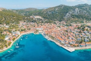 Split - Båttur till Blå grottan Båttur till Blå grottan, Vis, Blå lagunen, Hvar, Brač