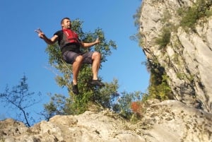 Split : Rafting sur la rivière Cetina avec saut de falaise