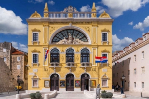 Split: Sightseeing Hop-On Hop-Off-buss rundtur i byen og ekstrautstyr