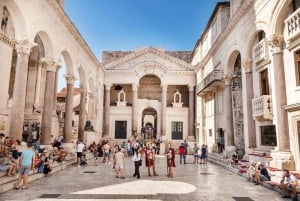 Split: Sightseeing Hop-On Hop-Off-buss rundtur i byen og ekstrautstyr