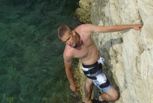 Split: Cliff Jumping & Deep Water Solo Tour