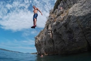 Split : Saut de falaise et excursion en solitaire en eaux profondes