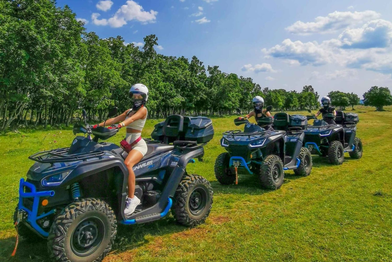 Spalato: tour in quad in Dalmazia con nuotata nel fiume e picnic