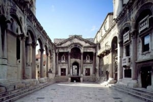 Split: Palácio de Diocleciano e Cidade Velha: excursão a pé guiada